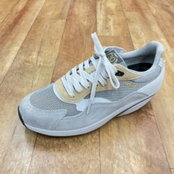 MBT 30周年アニバーサル　限定シューズ